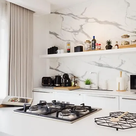 Penthouse Private Pool & Sea Views Апартаменты